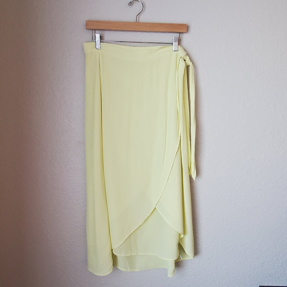 American Eagle | Yellow High-Low Wrap Skirt | Size M